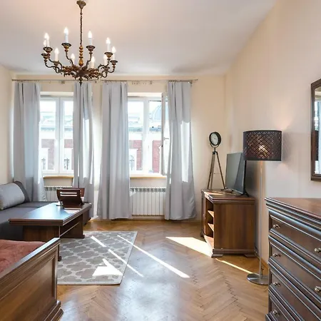 דירה Classic In The City Center Old Town / View 4th Floor Lift קרקוב