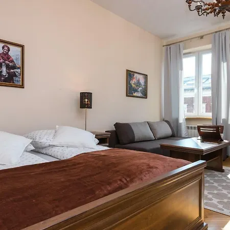 Classic In The City Center Old Town / View 4th Floor Lift * קרקוב